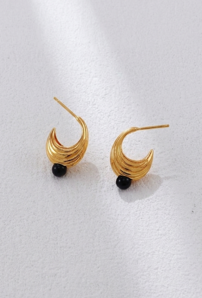 Sterling Silver Vintage Gold Black Spinel & Pearl Earrings and Necklace Set – view 11