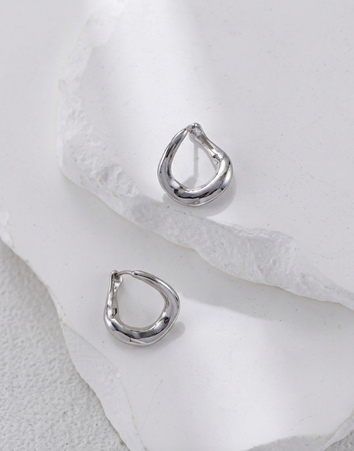 Sterling Silver Twisted Minimalist Necklace and Earrings Set – view 11