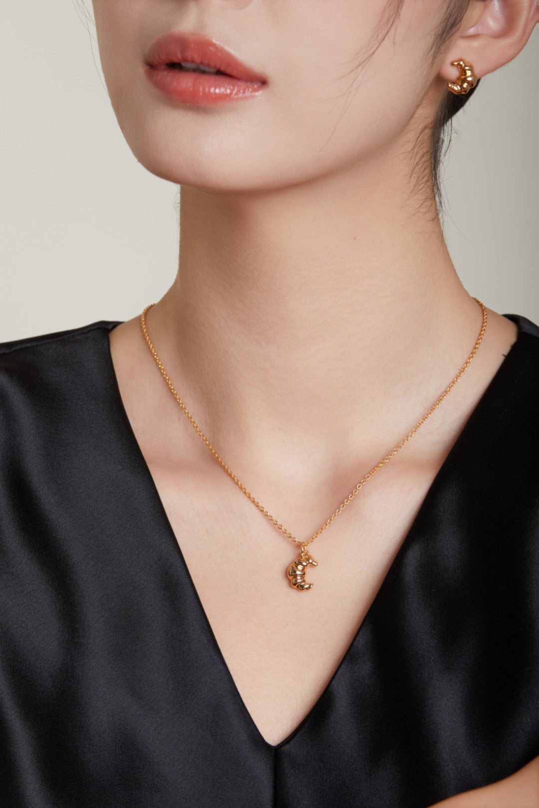 S925 Silver Croissant Necklace & Earrings Set