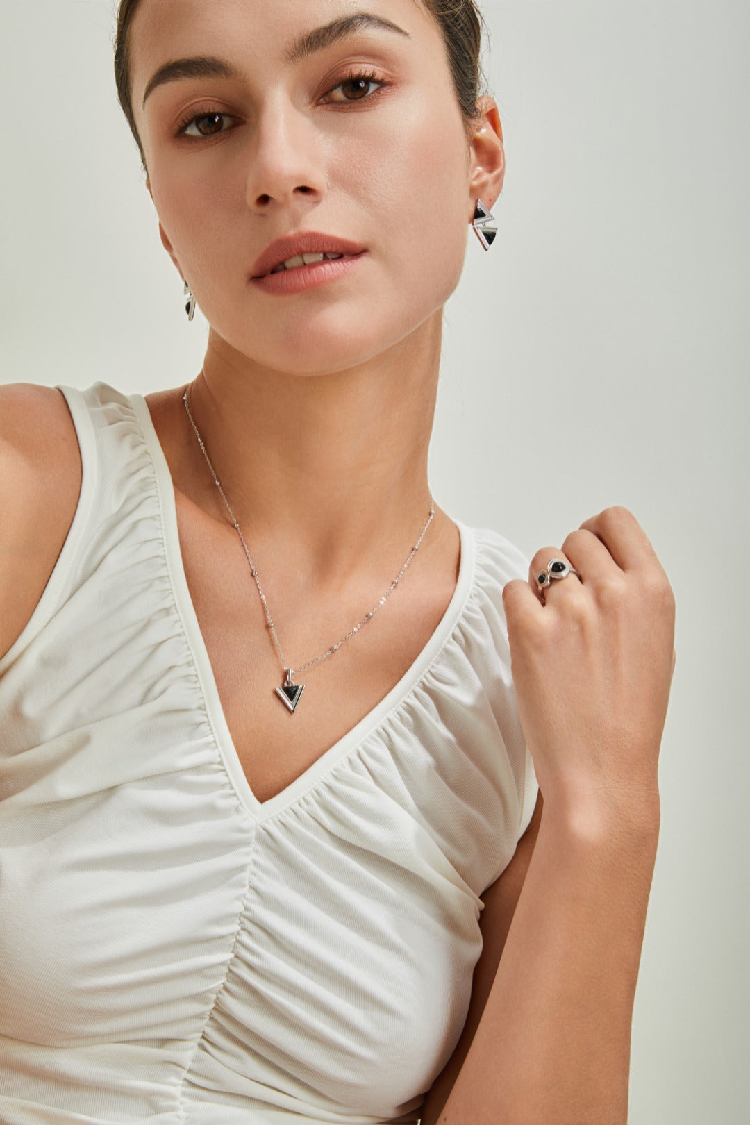 S925 Silver Triangle Black Onyx Fashion Necklace and Earrings Set