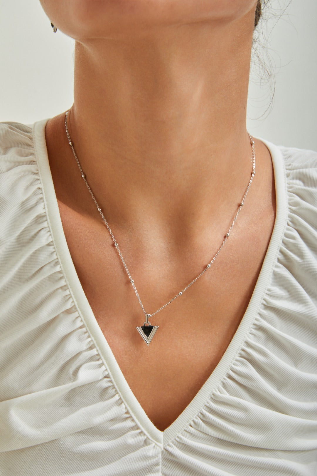 S925 Silver Triangle Black Onyx Fashion Necklace and Earrings Set
