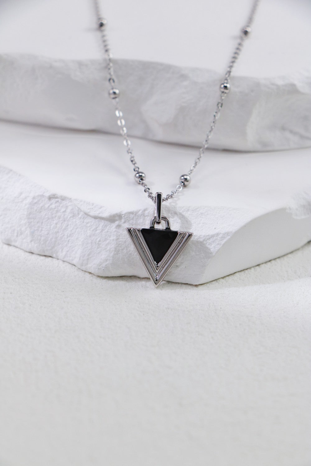 S925 Silver Triangle Black Onyx Fashion Necklace and Earrings Set