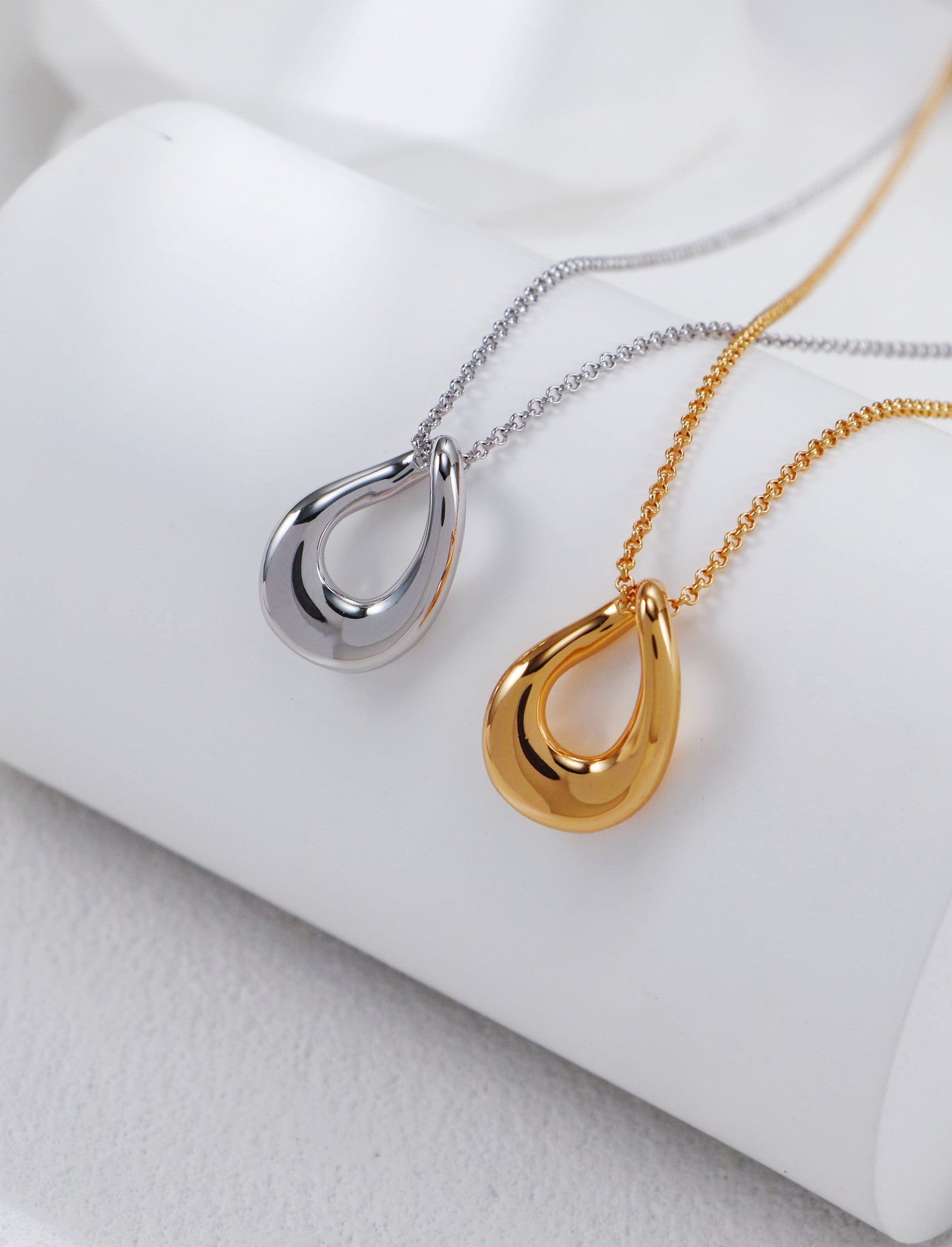 S925 Silver Twisted Minimalist Necklace and Earrings Set