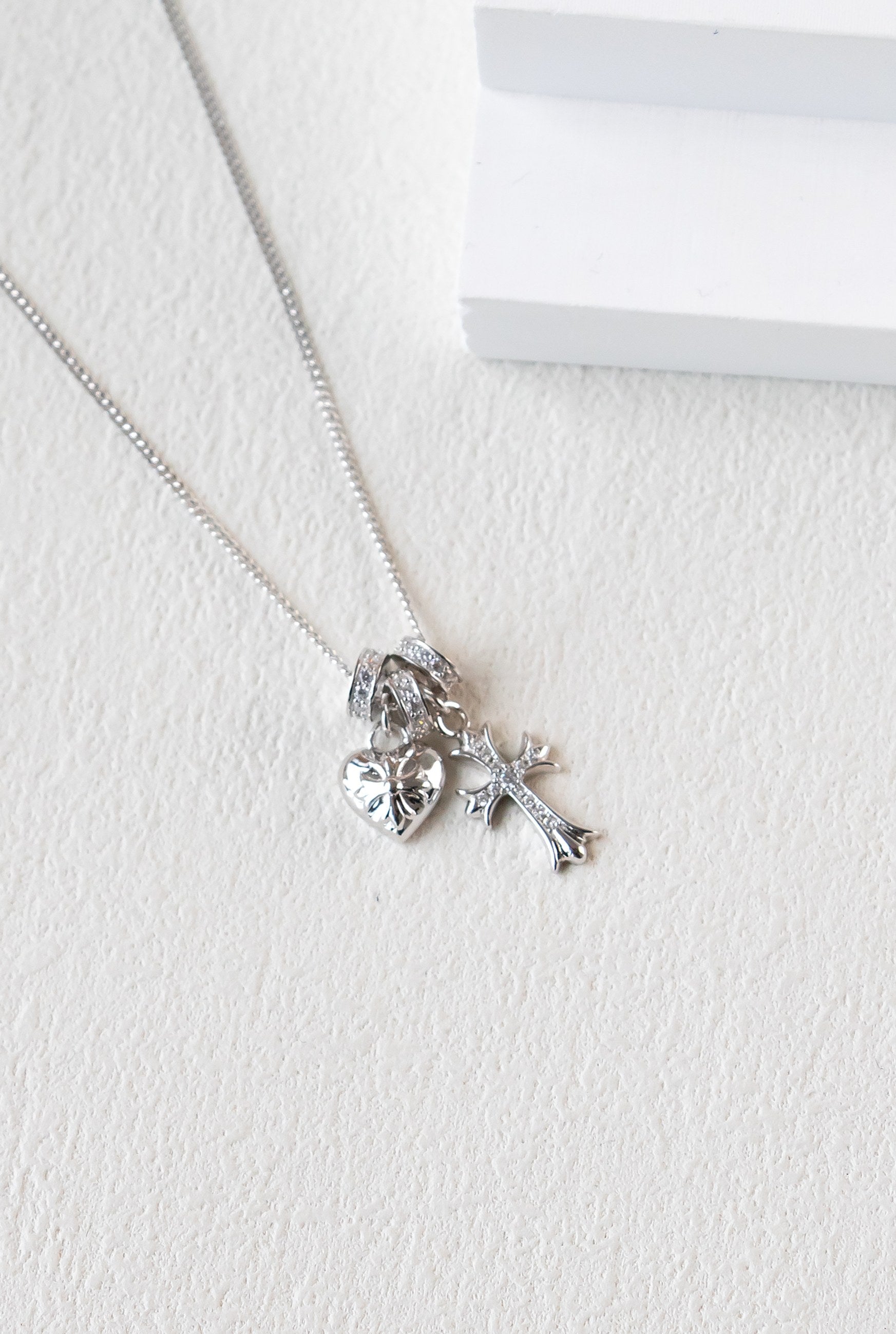 S925 Silver Zircon Heart & Cross Necklace