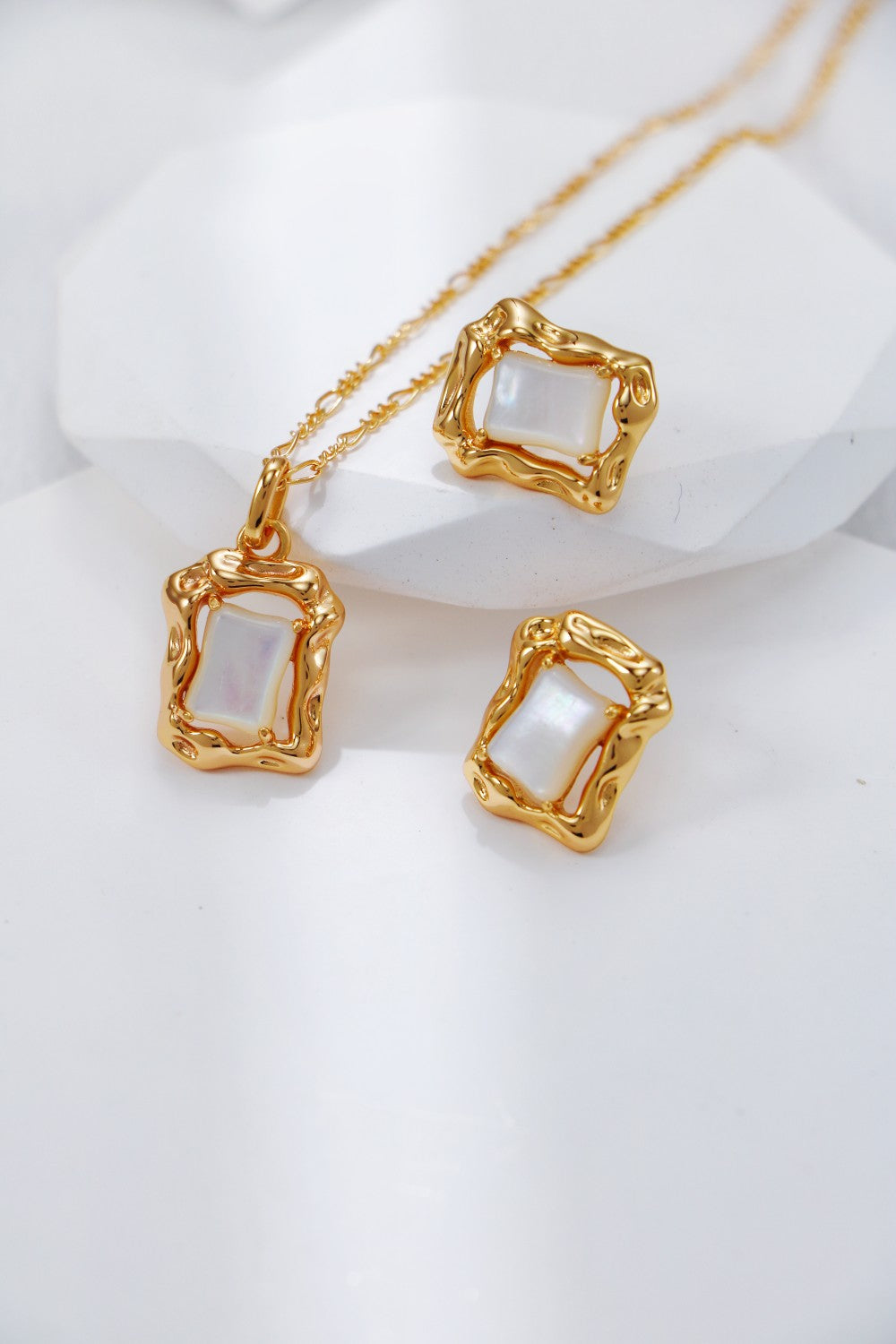S925 Silver White Mother of Pearl Earrings and Necklace Set