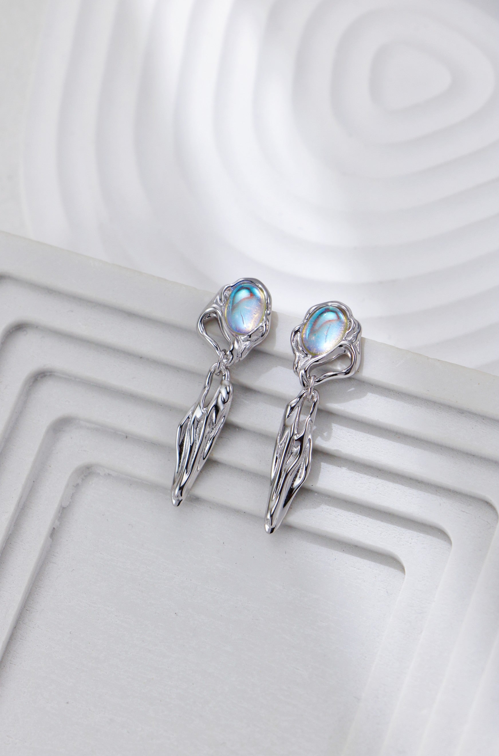 S925 Silver Leaf & Pearl Earrings | Morning Dew Elegance