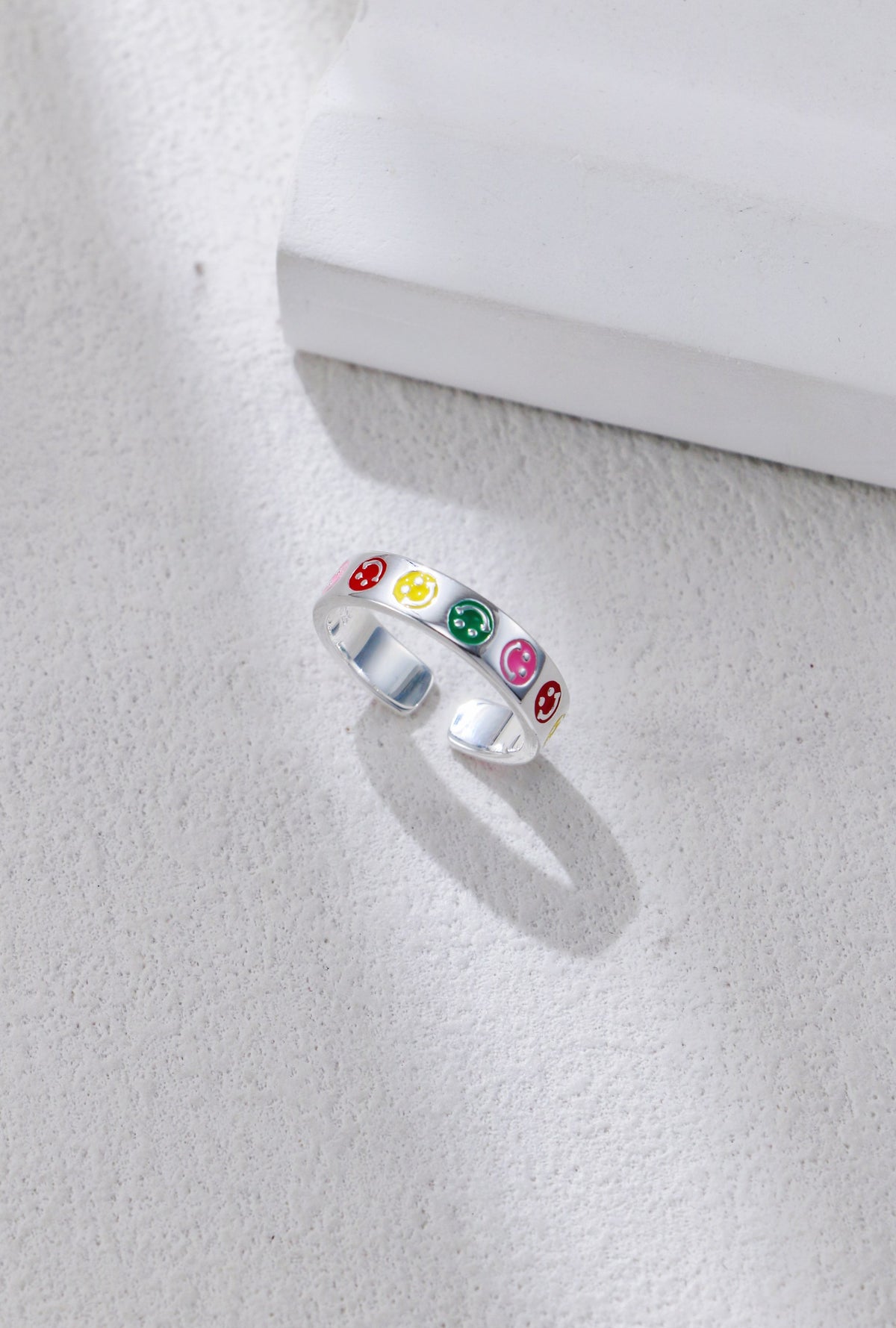 Bague smiley émaillée en argent sterling