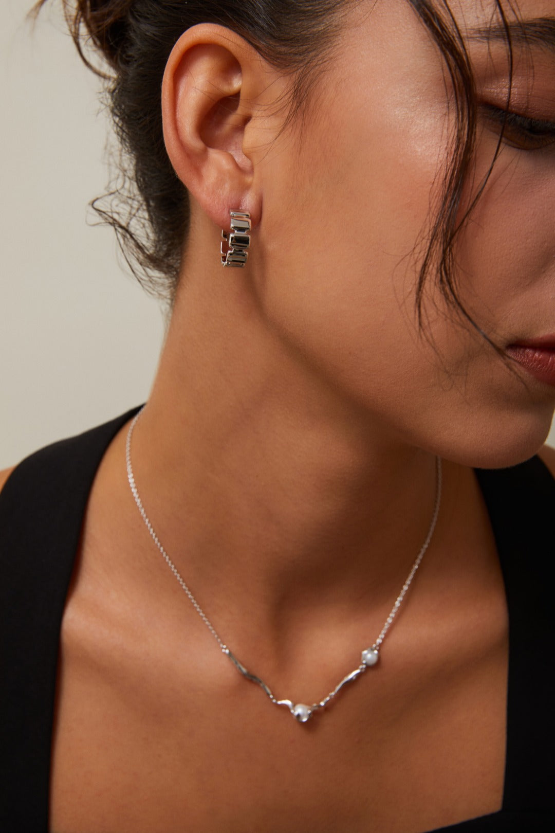 Sculptural Sterling Silver & Luminous Pearl Necklace