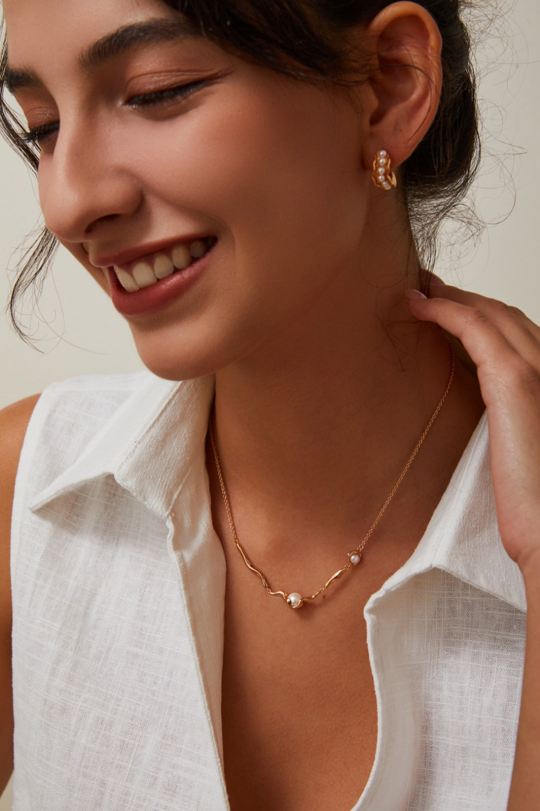 Sculptural Sterling Silver & Luminous Pearl Necklace