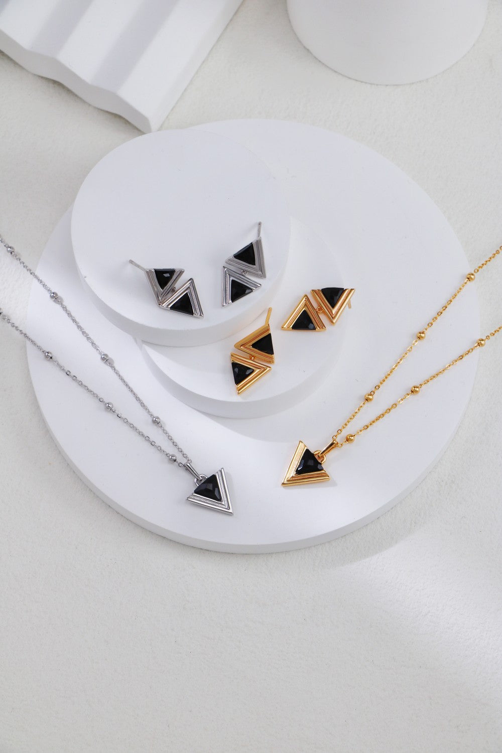 S925 Silver Triangle Black Onyx Fashion Necklace and Earrings Set