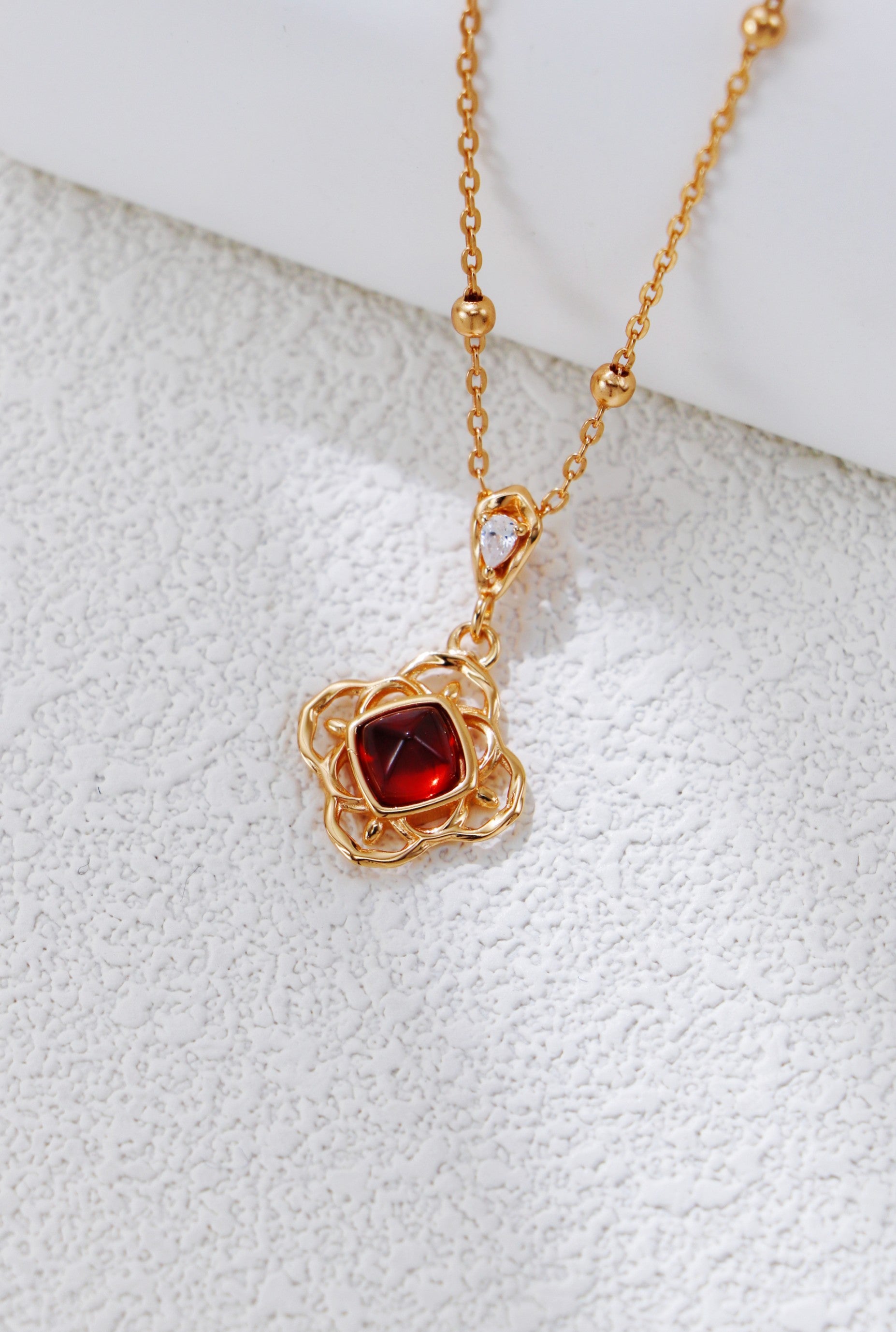 S925 Silver Vintage Gold Garnet Sugar Loaf Necklace