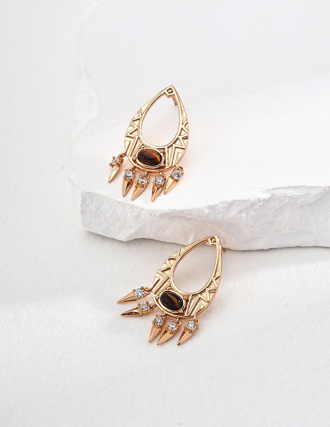 Sterling Silver Black Onyx & Tiger’s Eye Vintage Earrings | Timeless Retro Charm