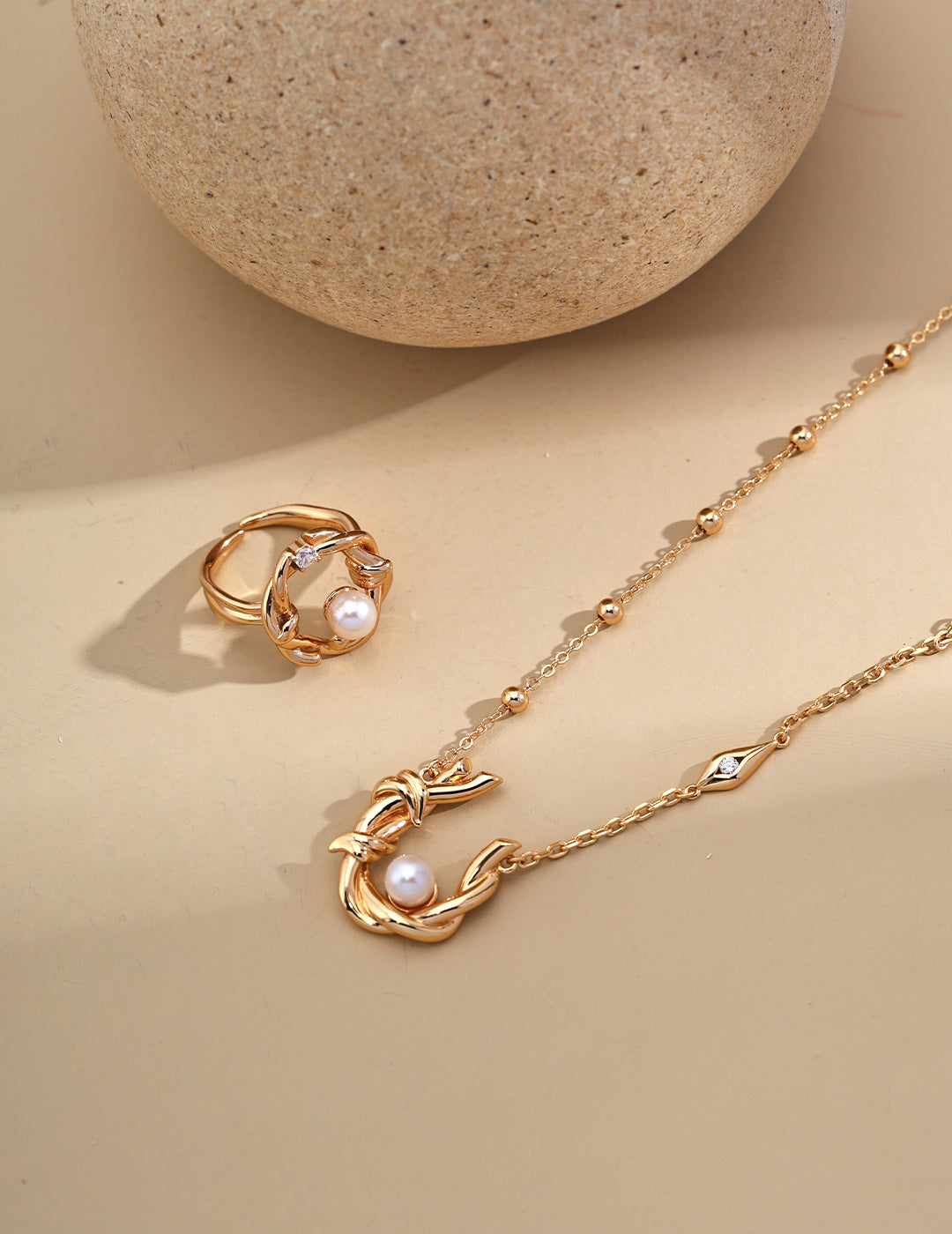 Sterling Silver Willow Pearl Necklace