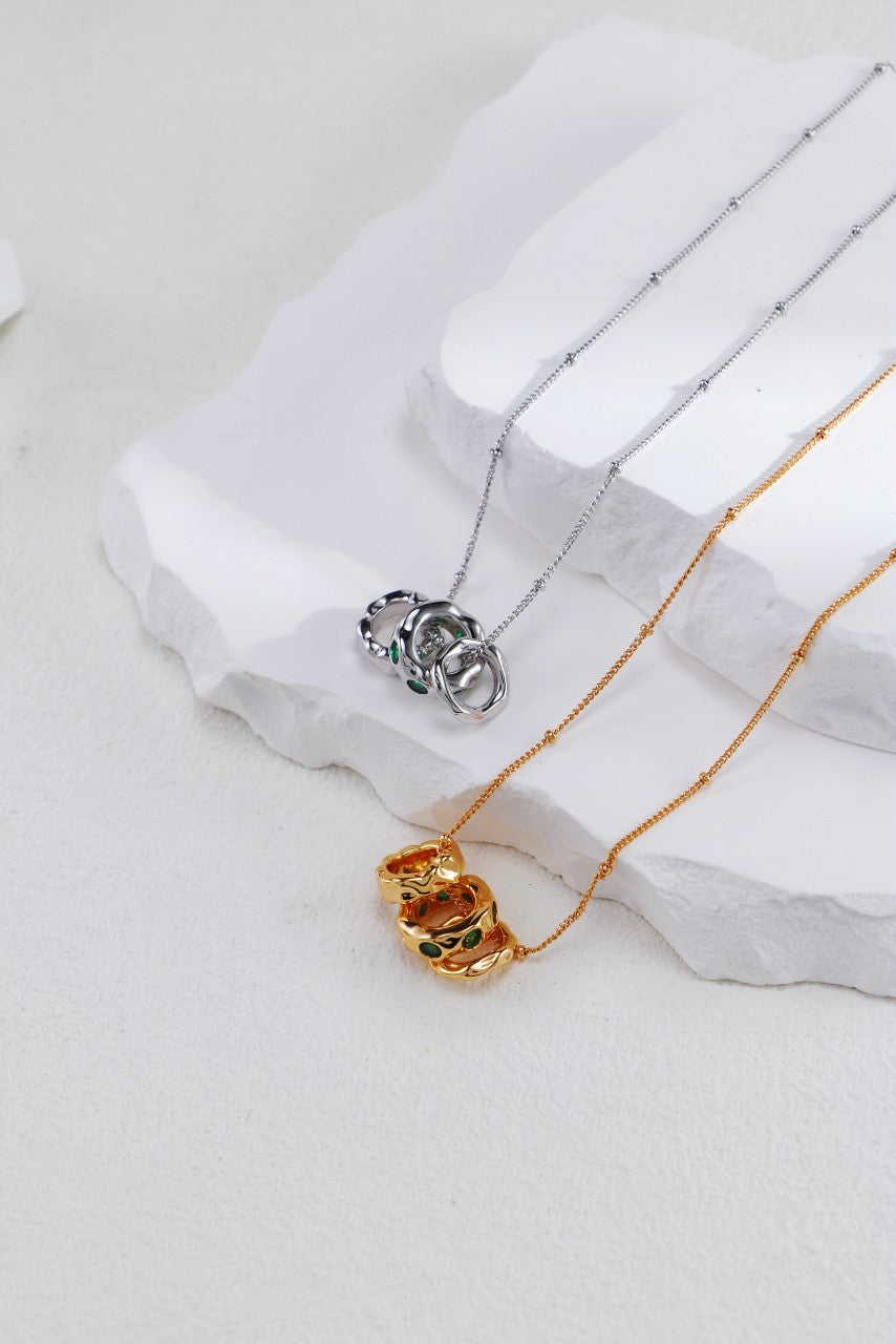 S925 Silver Three-Ring Green Zircon Necklace