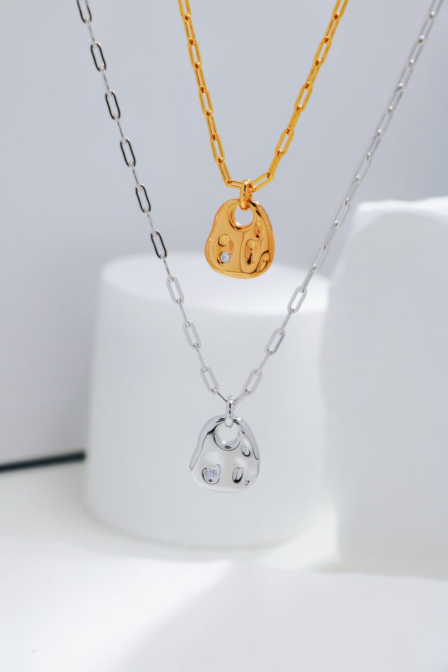 S925 Silver Fashion Hammered Texture Zircon Necklace Hover Image