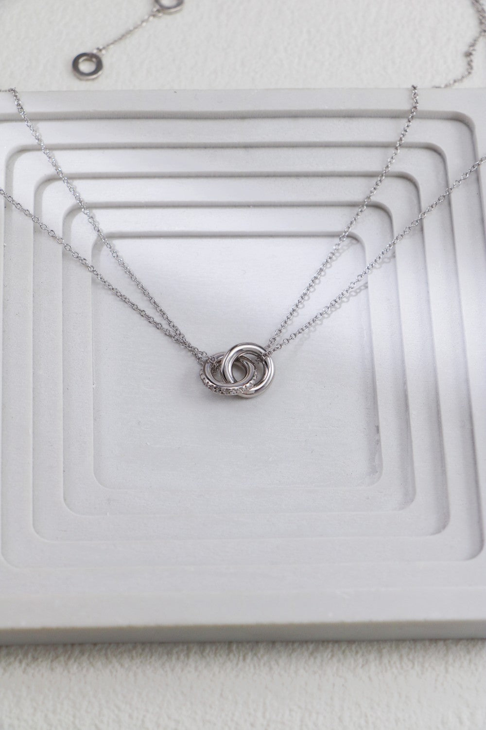 S925 Silver Interlocking Double Ring Zircon Necklace
