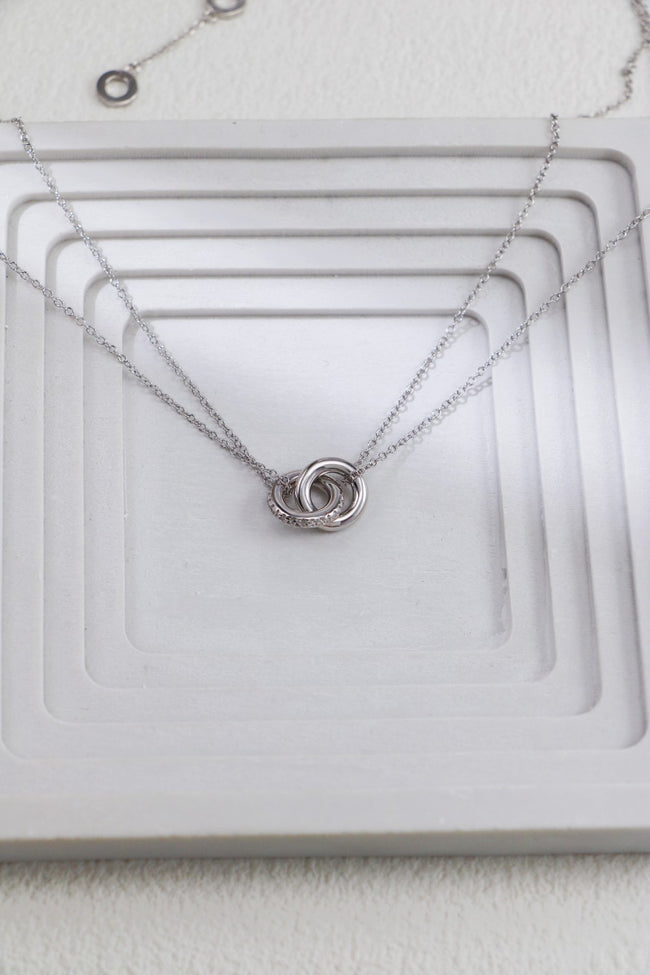 S925 Silver Interlocking Double Ring Zircon Necklace Hover Image