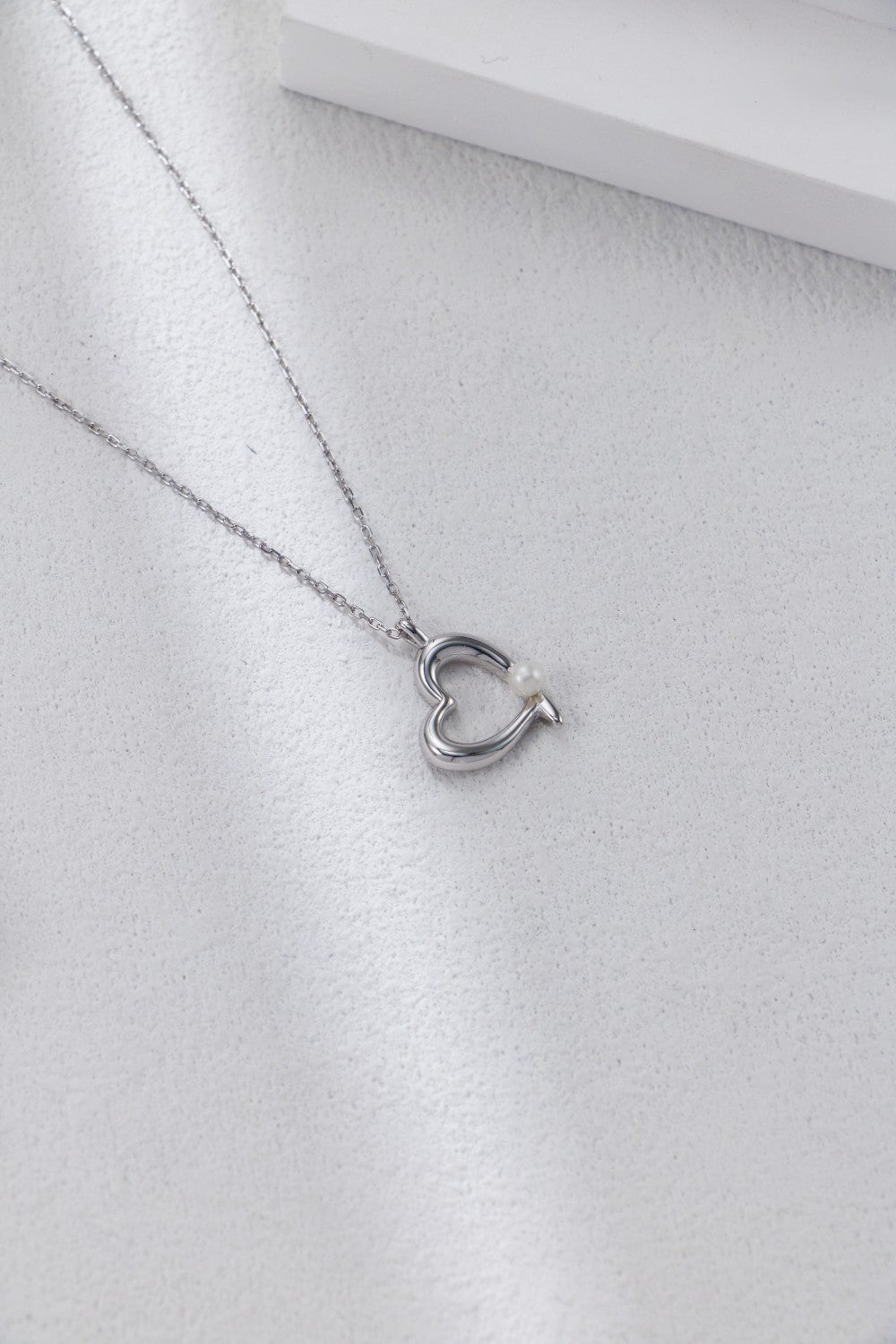 S925 Silver Heart & Pearl Necklace