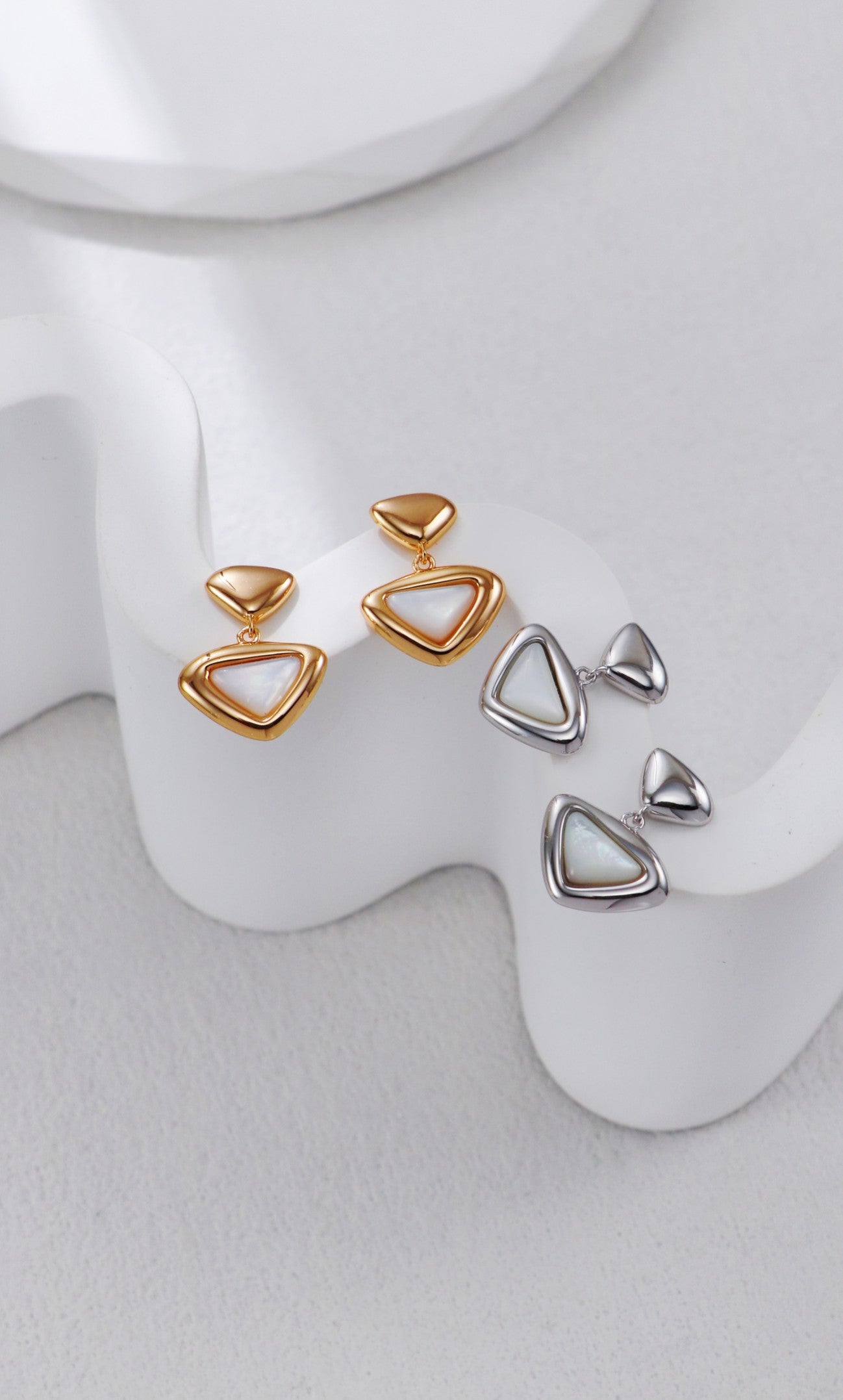 S925 Silver Triangle Mother of Pearl Earrings and Necklace Set