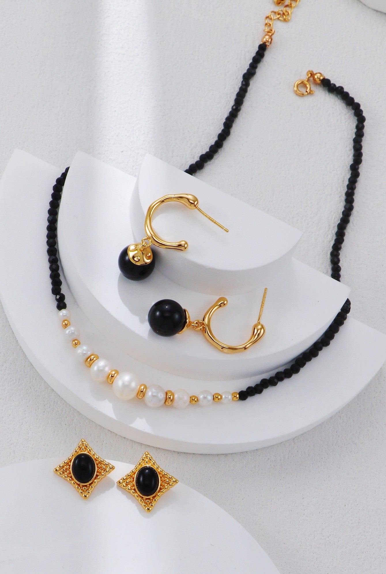S925 Silver Vintage Gold Black Spinel & Pearl Earrings and Necklace Set