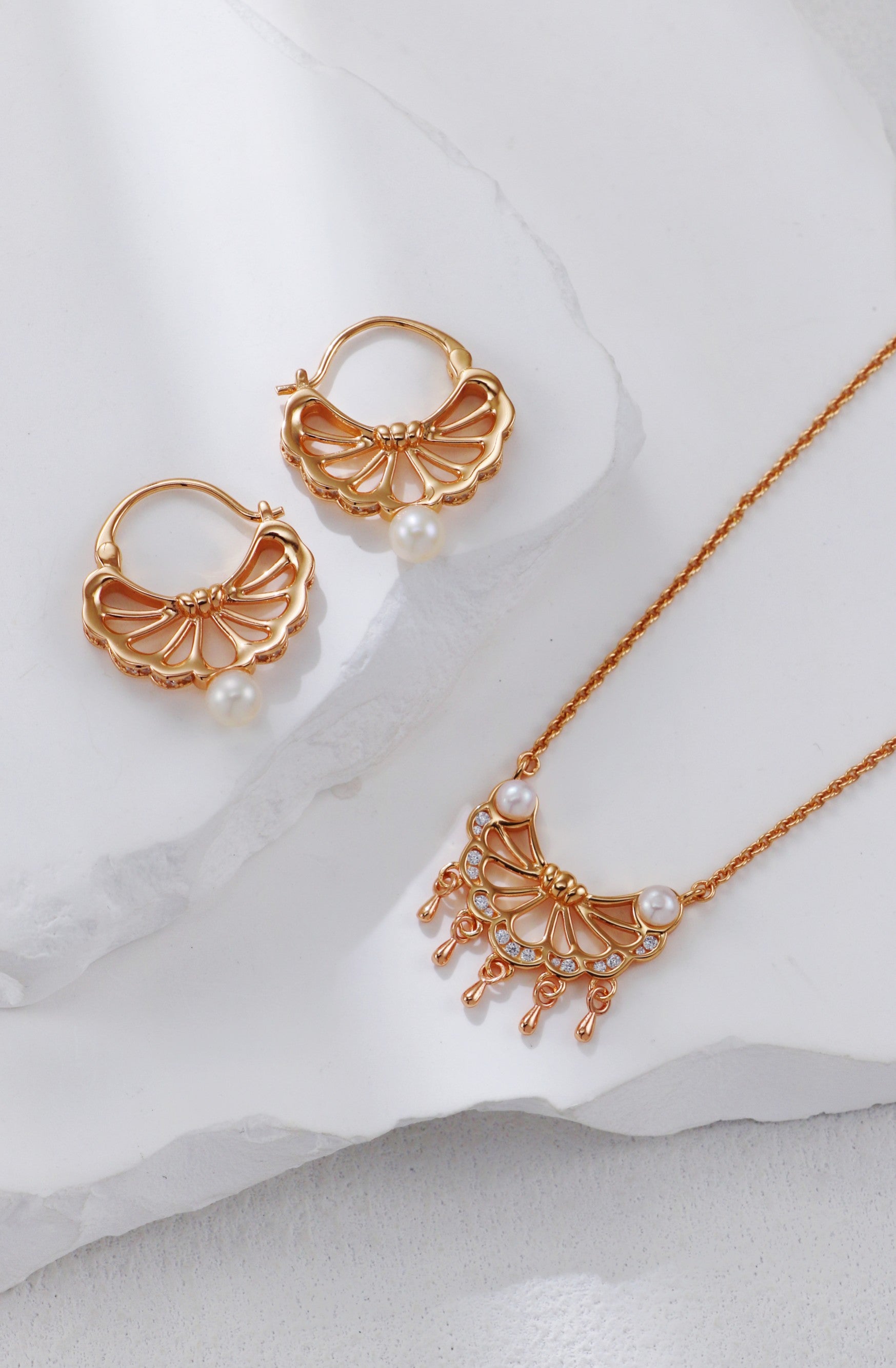 S925 Silver Spirit Feather Collection Pearl Necklace and Earrings Set