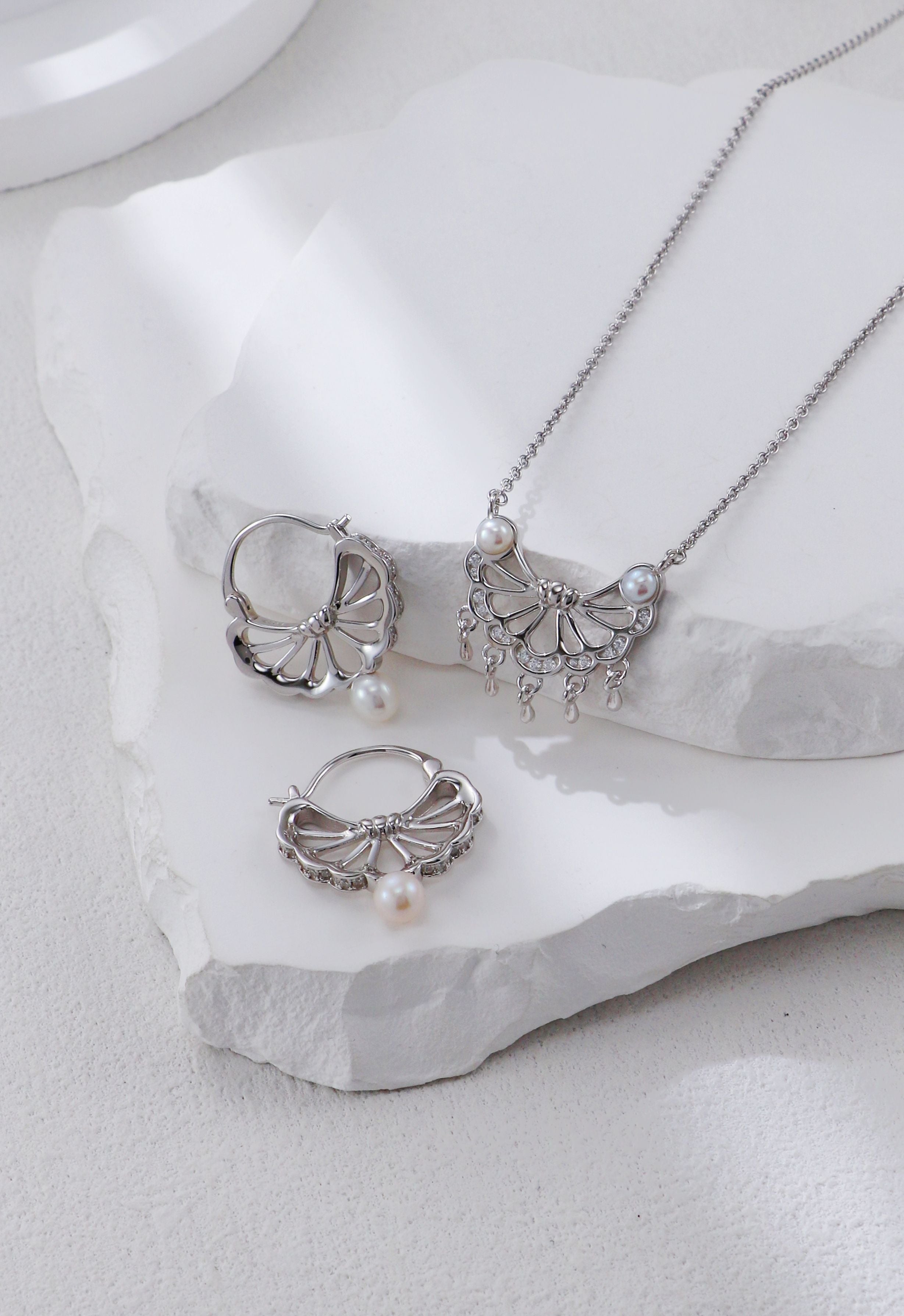S925 Silver Spirit Feather Collection Pearl Necklace and Earrings Set