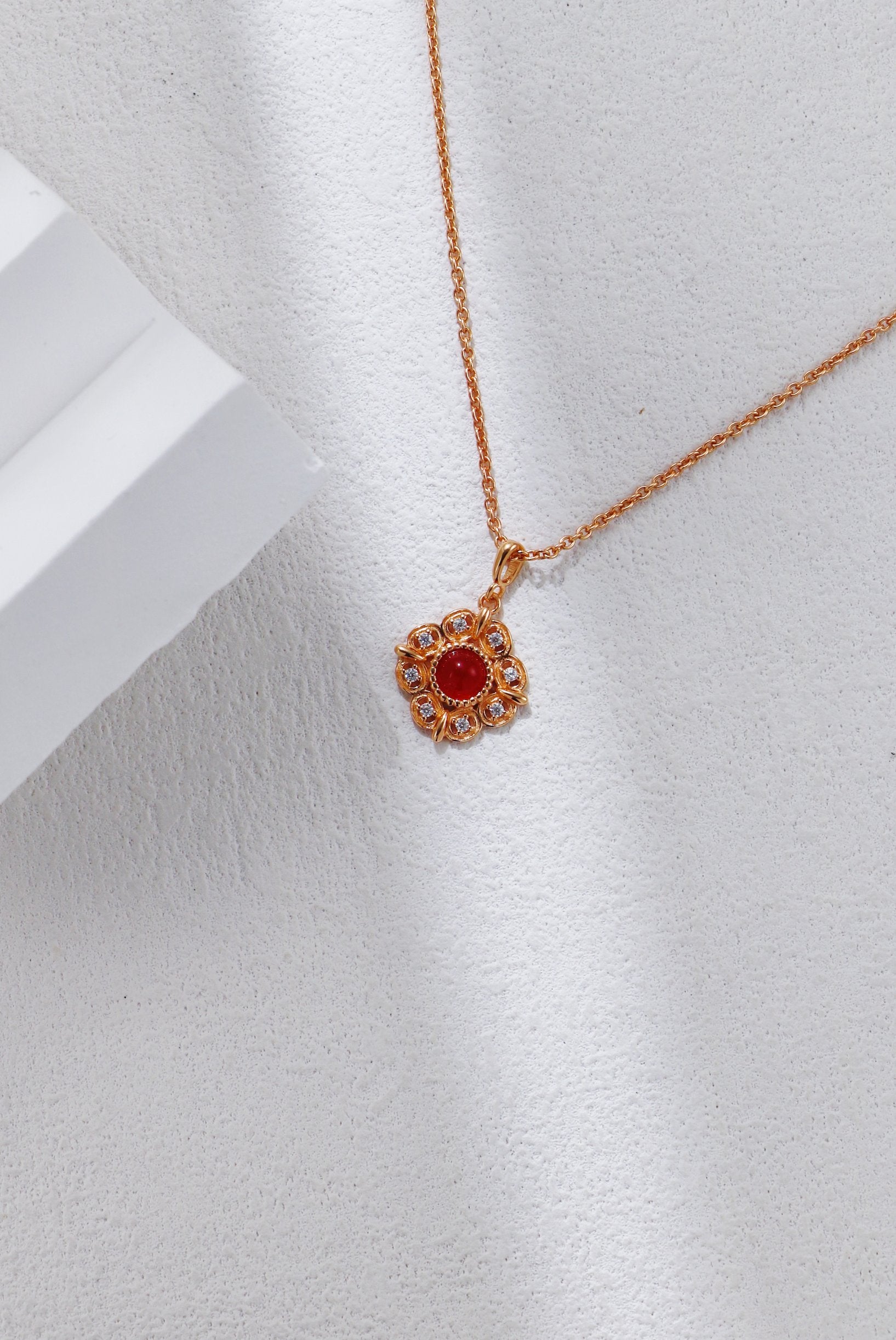 S925 Silver Vintage Floral Red Agate Necklace