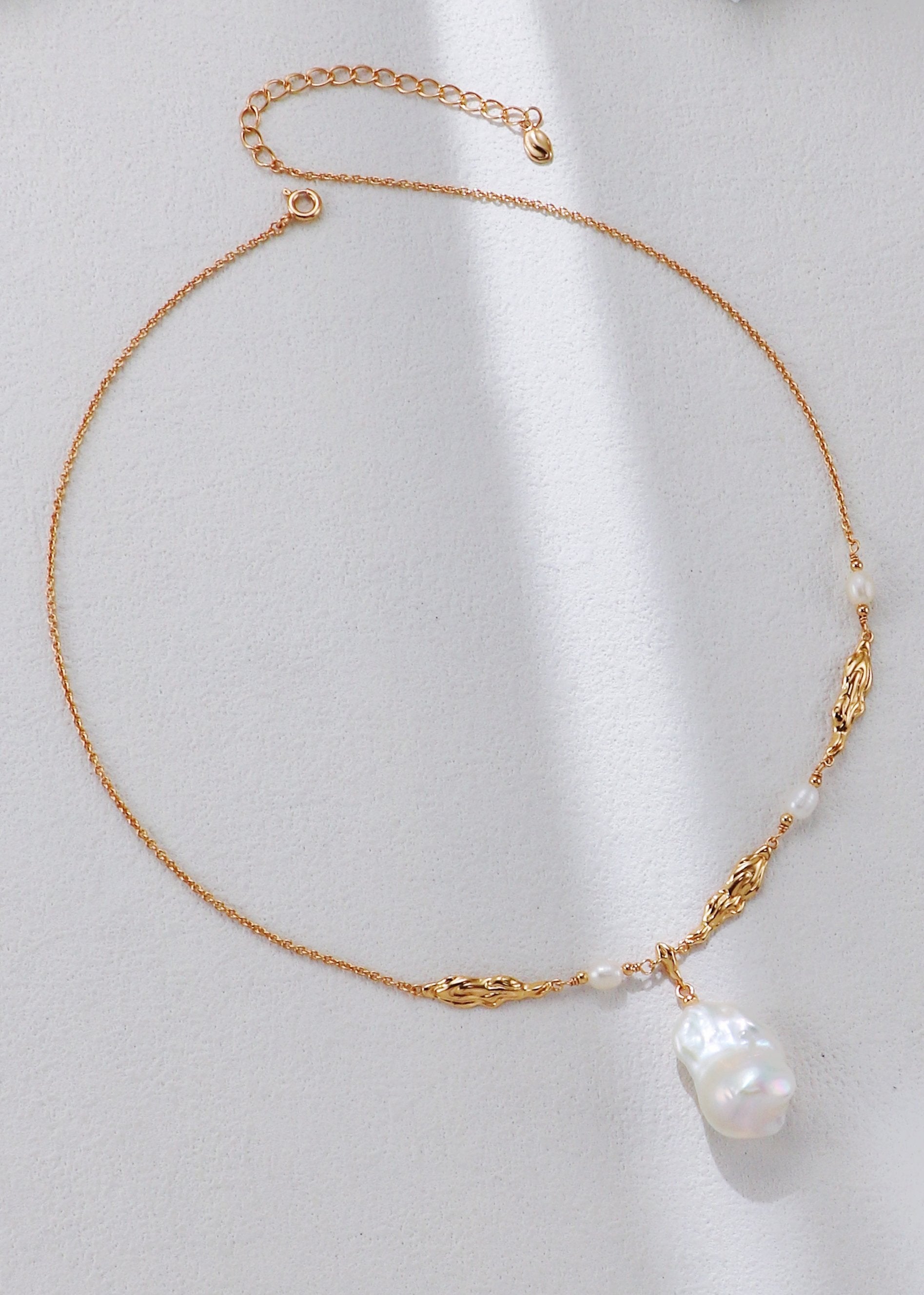 Silver Baroque Pearl Necklace