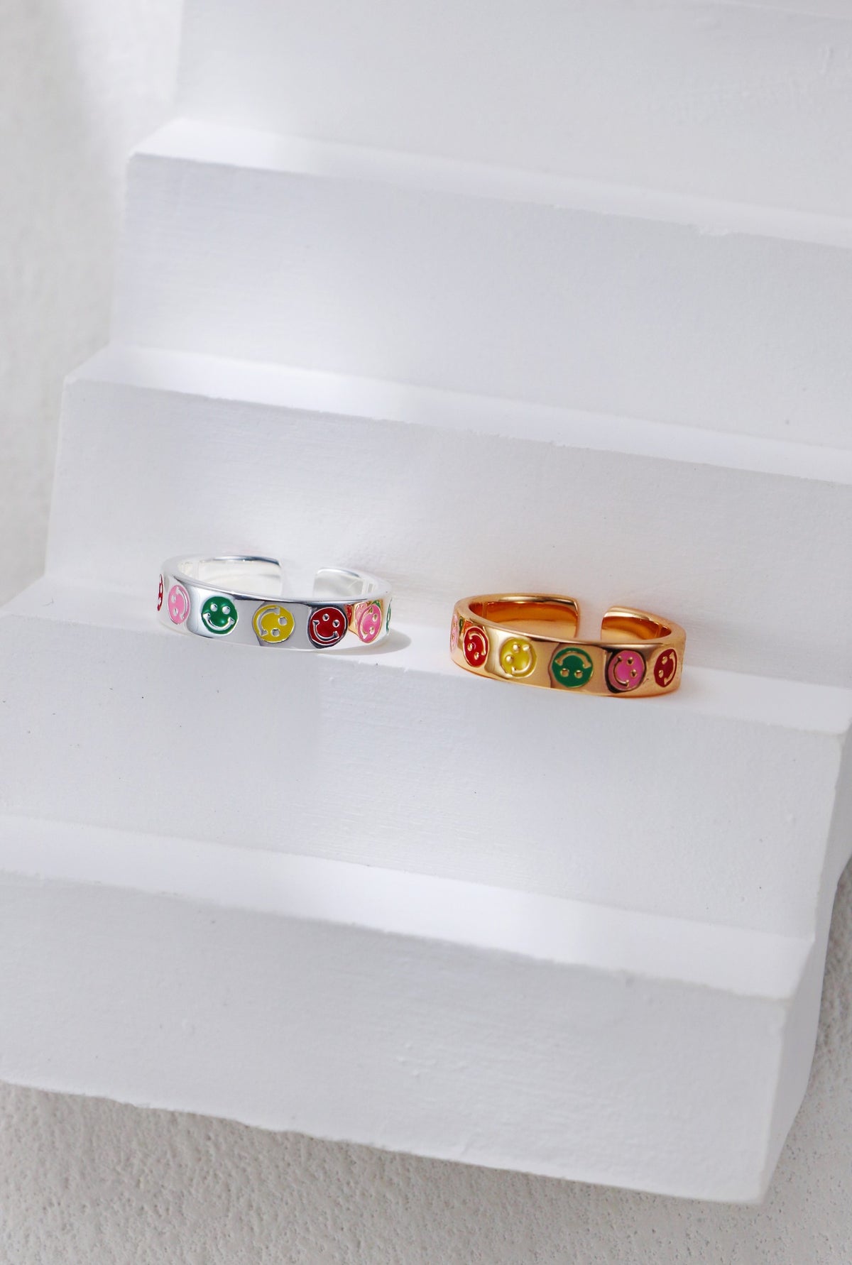 Bague smiley émaillée en argent sterling