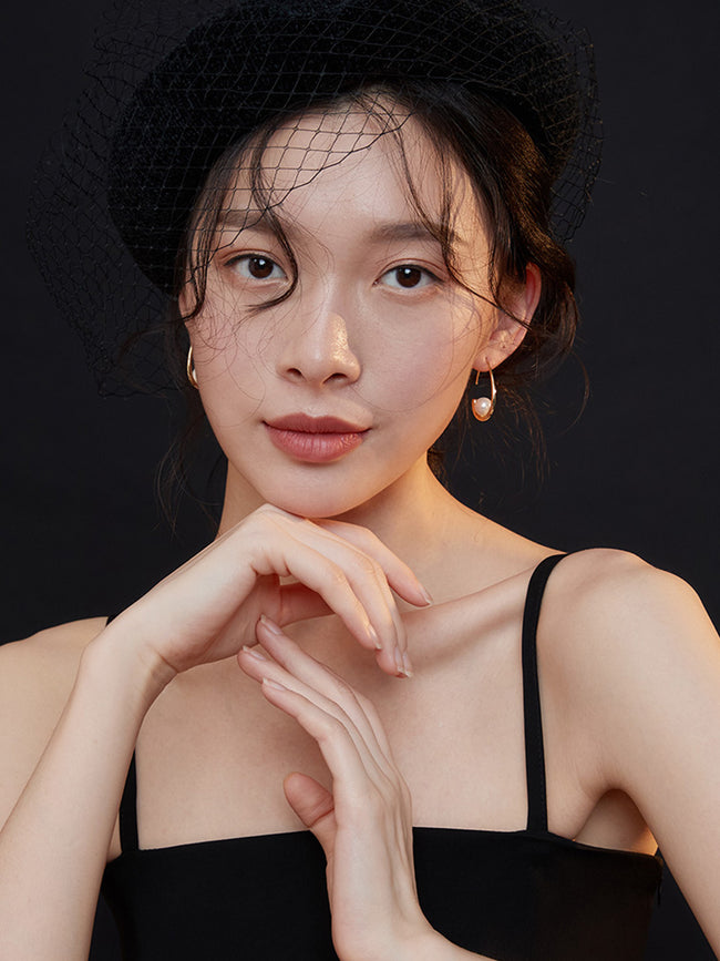 Luminous Shell Pearl Earrings|Minimalist Sterling Silver Jewelry Main Image