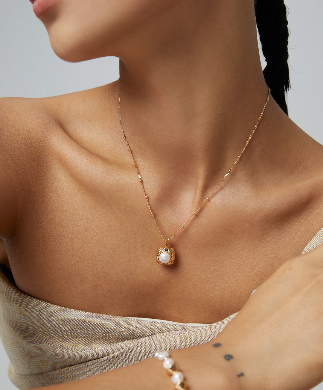 Sterling Silver Pearl Necklace · Hand-Carved Collection