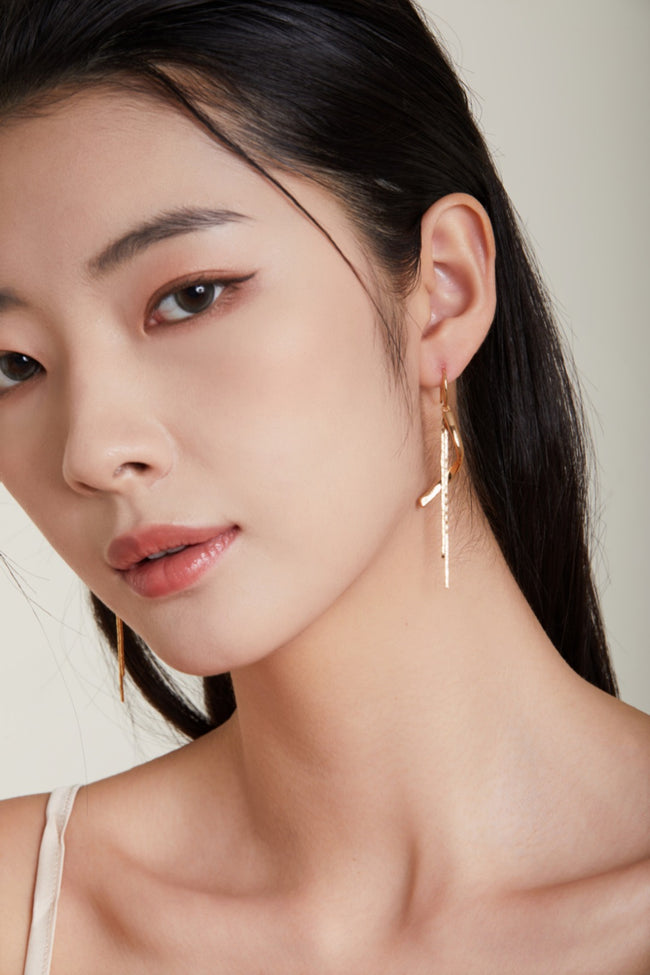 S925 Silver Tassel Earrings|Modern Geometric Flow Main Image