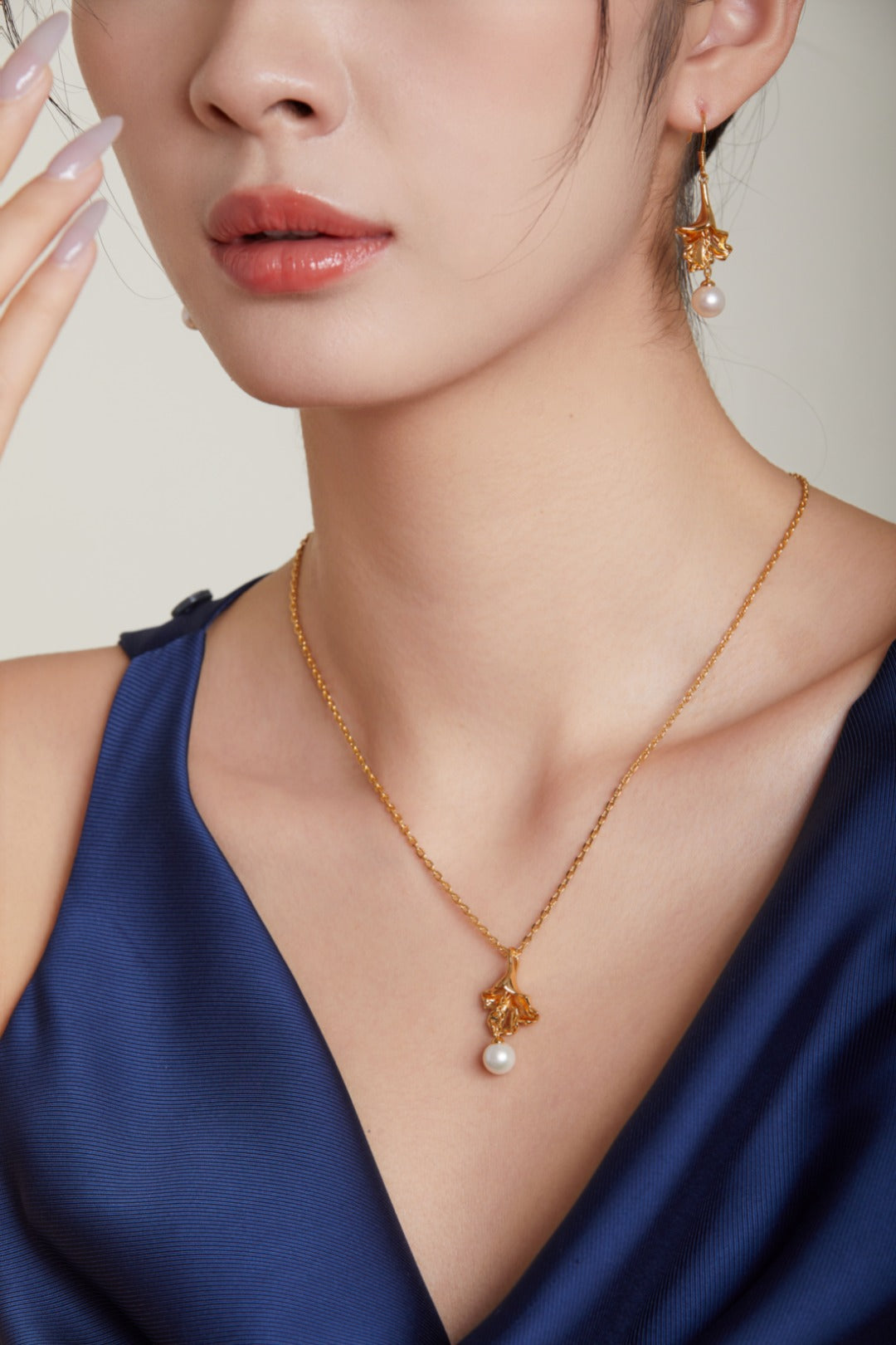 S925 Silver Retro Gold Pearl Necklace and Earrings Set