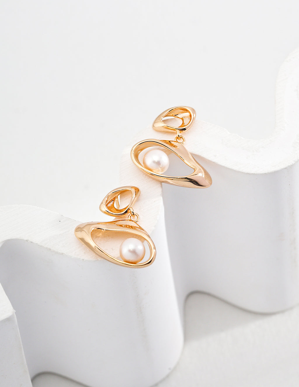 Sterling Silver Pearl Earrings|Timeless Elegance for Every Occasion