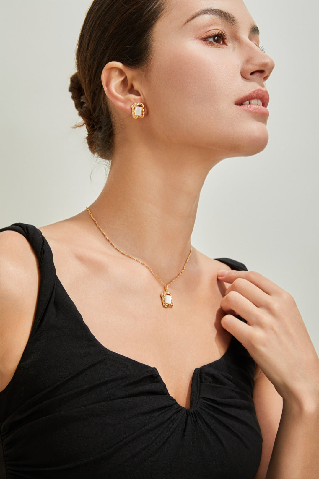 S925 Silver White Mother of Pearl Earrings and Necklace Set
