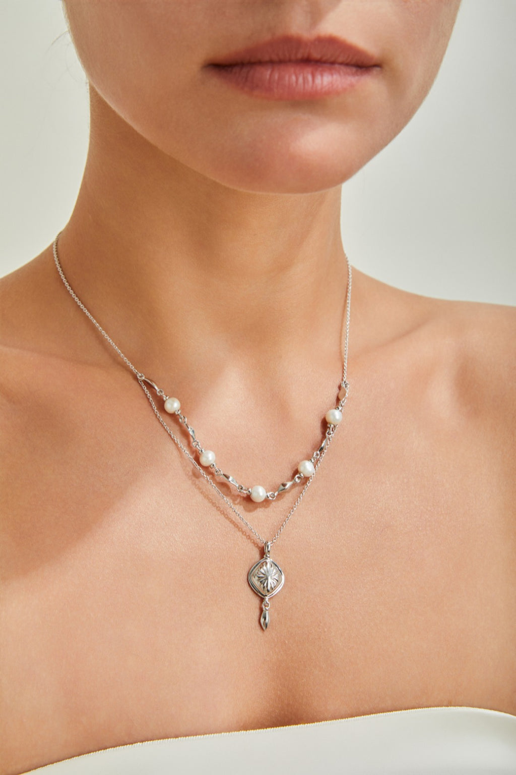 S925 Silver Palace-Style Pearl Double-Layer Necklace