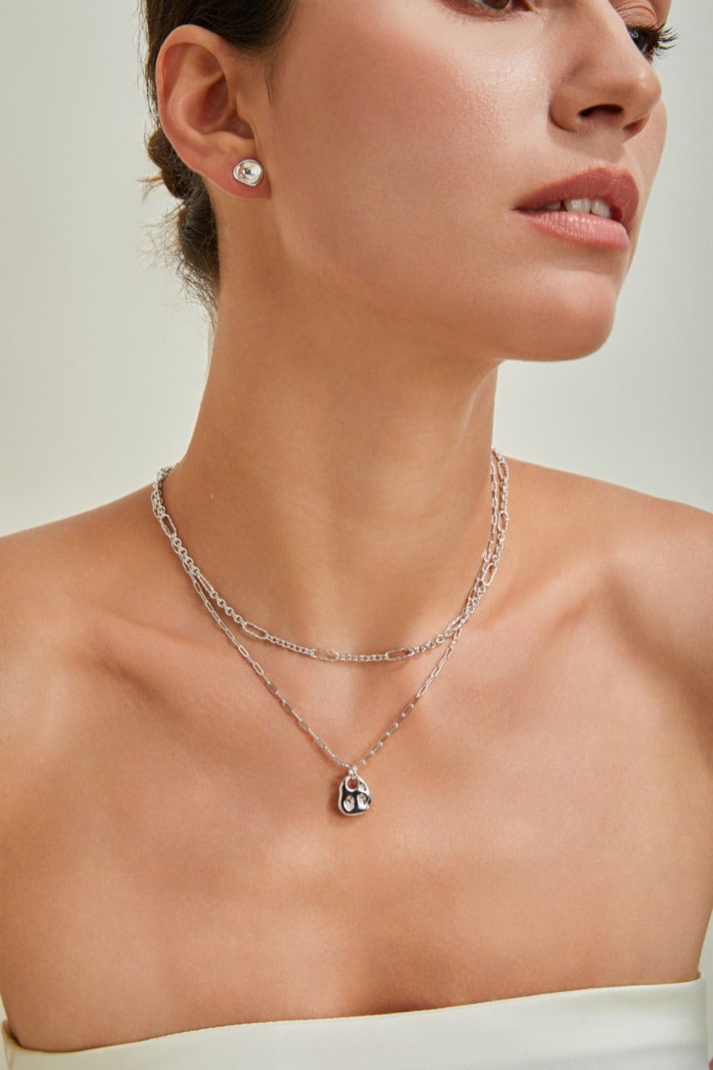 S925 Silver Fashion Hammered Texture Zircon Necklace