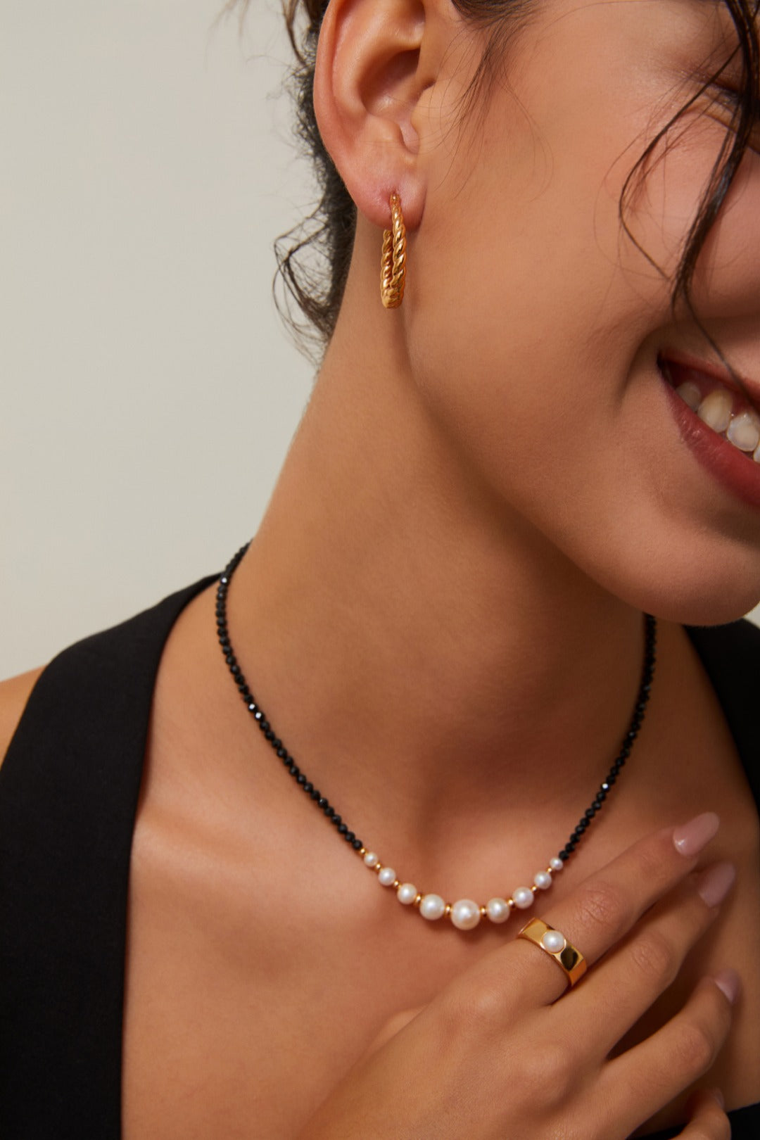 S925 Silver Vintage Gold Black Spinel & Pearl Earrings and Necklace Set