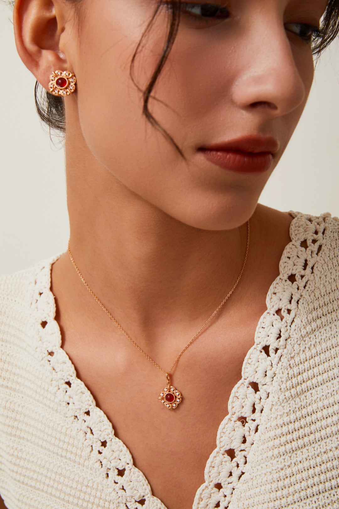 S925 Silver Vintage Floral Red Agate Necklace
